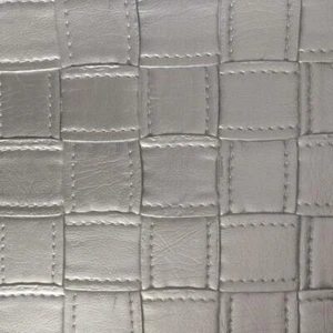 Material de tela acolchada de cuero sintético con mosaico - PLATA - Imagen 1 de 2