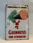 Bar à panneau rétro en étain de bière Guinness pub irlandais pour la force Noël arrive 