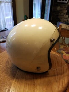 Casque moto blanc vintage 1966 AMA groupe 1 avec bouclier transparent rare - Photo 1/10