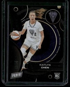 2025 Panini WNBA Player of the Day #RC16 Kaitlyn Chen Rookies Purple #9/25 - Bild 1 von 2
