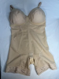 Vintage Feminine Beige Body Briefer w/ Detachable Garters - Picture 1 of 6