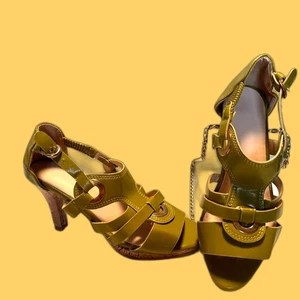 Avocado Green Women's Sandals Size 7.5 Cone heels with Buckles closer - Picture 1 of 8