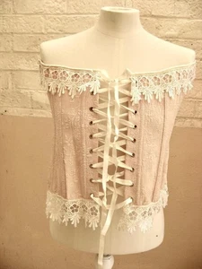 Pink corset, basque Laced with ribbon and boned In excellent condition - Picture 1 of 1