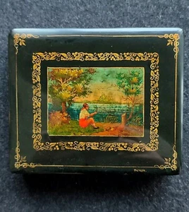 🔥Mstera AGITLAK scatola lacca russa anni '30 "Pioneer on fishing" Palekh URS... - Foto 1 di 18
