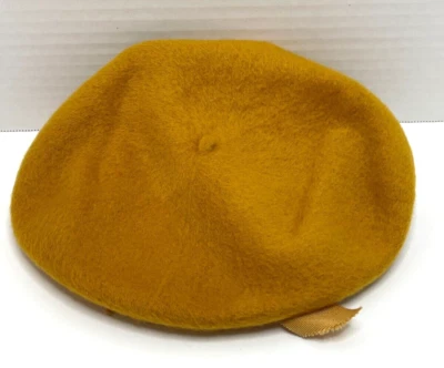 Vintage 70s DE LUXE All Wool Yellow Knitted French Beret Cap Hat--Size M - Image 1 of 4