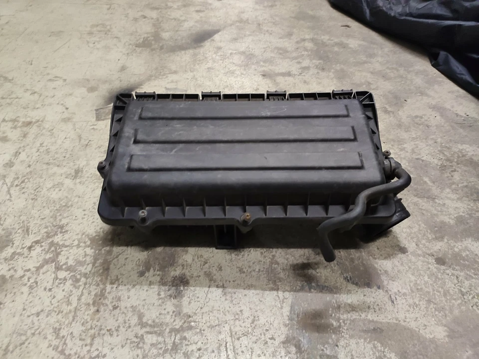 Seat Ibiza Luftfilterkasten - Bild 1 von 1