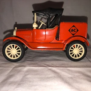 Vintage Ertl Allis-Chalmers Orange 1918 Ford Model T Runabout Die Cast Bank - Picture 1 of 12