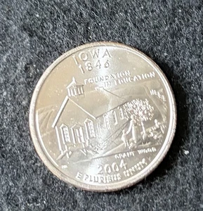 2004 P Iowa State Quarter Circulated Free Shipping - Picture 1 of 2