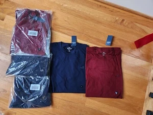 NWT Men Hollister Logo Crew Tee Shirt Burgundy or Navy L or XL or XXL - Picture 1 of 3