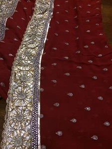 DesignBraut Rot Gold Chiffon Sari Set Hochzeit Outfit Sexy Bluse Indien Pakistan - Bild 1 von 9