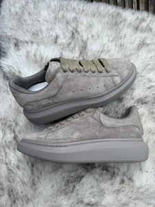 Alexander McQueen Gamuza Grande Gris Piedra | Talla UK8 US9 EU42 | Entrenadores AMQ - Imagen 1 de 11