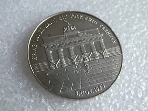 Medaille - Keine Mauer kann ein Volk Ewig trennen Ø 40mm - KB 6 - Bild 1 von 4