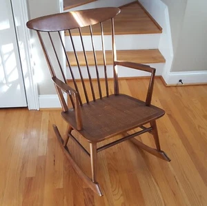 Vintage MCM Scandinavian Rocking Chair Cane Seat Unmarked Mahogany Great Style! - Picture 1 of 24