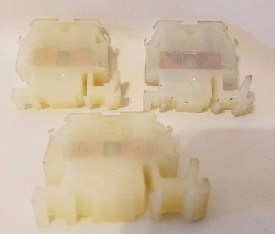 Pack of 3 Square D 9080-GR6 Terminal Blocks - Image 1 of 2