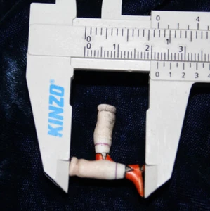 Antique China Doll legs tiny. 7/8 "  -  22 mm  German ca.1840 mark - Picture 1 of 3