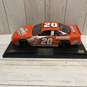 1999 NASCAR REVELL CLUB TONY STEWART #20 HOME DEPOT SERIES PONTIAC 1:24 - Picture 1 of 6