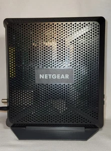 Netgear Nighthawk AC1900 WiFi Cable Modem Router Model C7000v2 2.4/5 GHz  - Picture 1 of 9