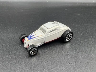 Hot Wheels Sooo Fast White 5Sp Wheels 2001 First Editions #16 Good Loose Shape - Image 1 of 4