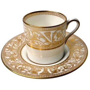 Taza y platillo de té WEDGWOOD Demitasse dorado florentino espresso W4219 porcelana de hueso - Imagen 1 de 10