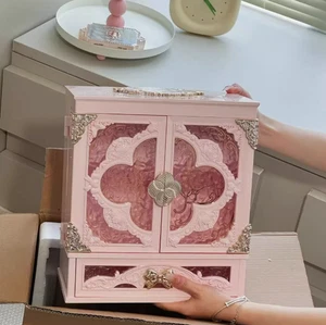 Butterfly Cloud Collar Series All-In Empty Box Vanity Box Christmas Gift Box - Picture 1 of 12