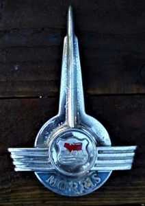 INSIGNIA CAPÓ ORIGINAL MORRIS MINOR 1000 CROMO 1955-1971 (769044) - Imagen 1 de 5