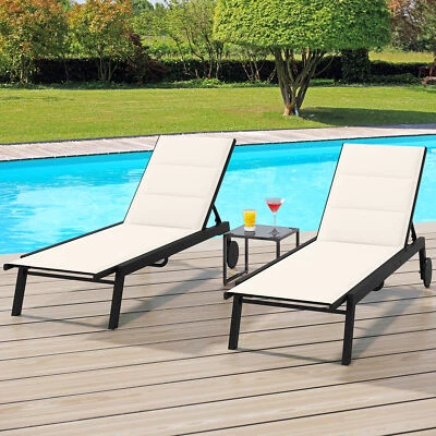TAUS Juego de 3 Chaise Lounge Exterior Patio Sillas y Mesa auxiliar para Piscina, Beige Foto 1 de 4
