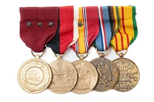 Vietnam War US Navy Sailor's Original 5-Place Medal Bar Rack Mounted 1975 - Picture 1 of 2