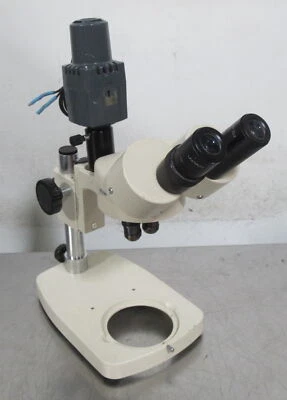 Microscopio estéreo T182019 Unitron FSB (2X) con soporte, oculares HWF10X Foto 1 de 4