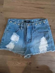 FOREVER 21 Women's Shorts 25 Small Studded Distressed NEW Summer Short High Rise - Picture 1 of 6