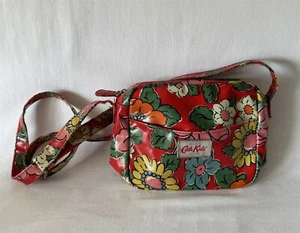 Vintage Small Cath KIDS Kidston Floral Bag Wipe Clean PVC Canvas Zip Closure - Picture 1 of 16