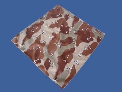 BANDANA CAMUFLAJE DESIERTO 6 COLORES NUEVO STOCK ANTIGUO VINTAGE HECHA EN ESTADOS UNIDOS TORMENTA DEL DESIERTO Foto 1 de 3