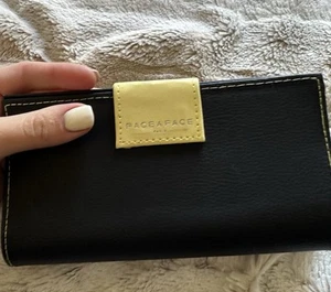 FACEAFACE Paris Black Eyeglasses Sunglasses Case with Magnetic Closure - Picture 1 of 5