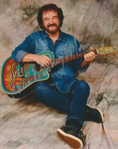 Kevin 'Bloody' Wilson Hand Signed 8x10 Photo, Autograph, Comedian Santa Claus H - Picture 1 of 2