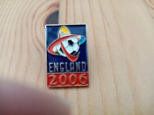 2006 FOOTBALL WORLD CUP - ENGLAND ENAMEL PIN BADGE - Picture 1 of 1