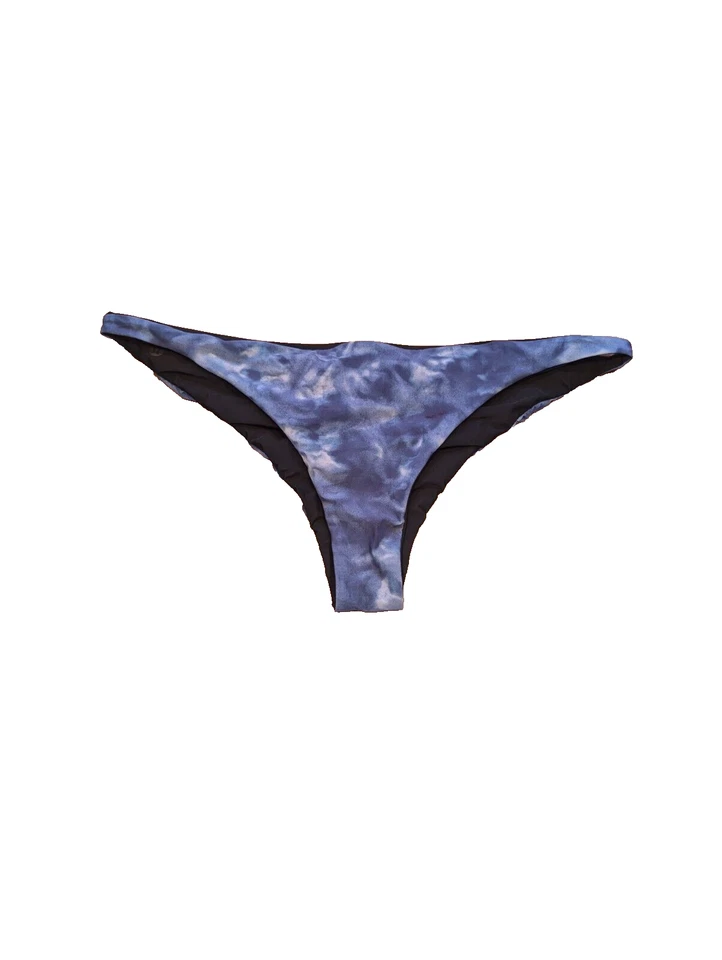 Lululemon Swim Bottom 1214 Sun Soaker Cheeky LR Black Speckle Spray Dye Blue - Image 1 of 4