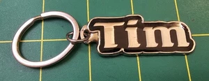 Portachiavi con nome nero e argento TIM, portachiavi in metallo personalizzato, B3B7 - Foto 1 di 2
