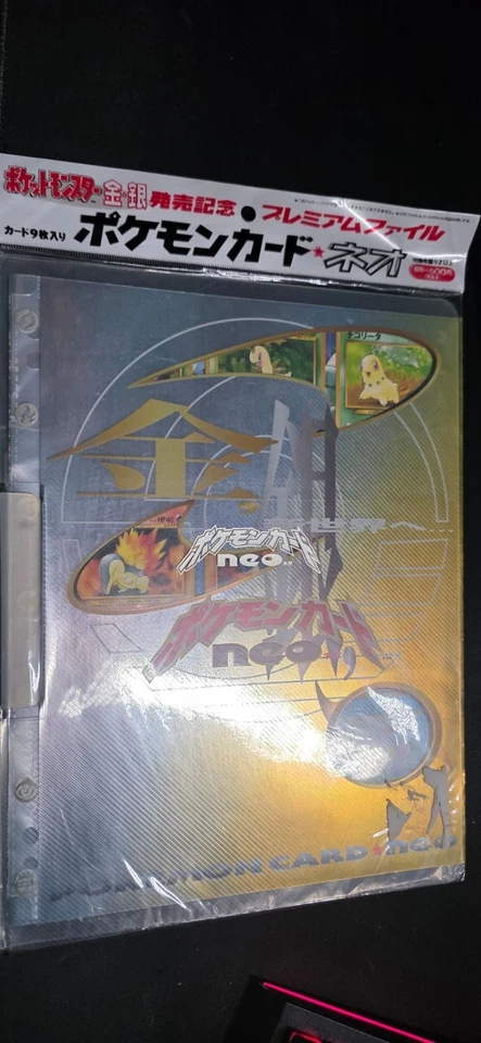 Pokemon TCG - Neo Genesis Folder mit  9 Karten NEU & OVP - 4935228984923 - Bild 1 von 1