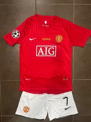 Camiseta de fútbol para niños Ronaldo Manchester United 2008 - talla mediana 7-8 años # 22 Foto 1 de 3