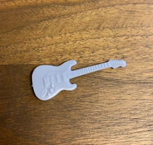 1/25 Strat Style Guitar For Model Car Dioramas Miniature 3d Printed 1/24 G Gauge - Picture 1 of 4