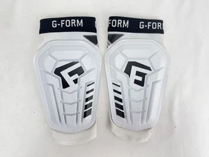 G Form Pro S Vento Shin Guard Pads, Juniors Shin Pad Size L/XL, White, New - Imagen 1 de 12