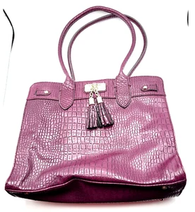 "Bolso de hombro Liz Claiborne púrpura piel de serpiente imitación tachuelas inferiores borlas 13x11x3,5" - Imagen 1 de 12