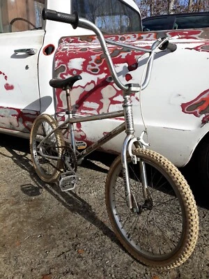 1984 Hutch Pro Raider Vintage BMX Taiwan   - Image 1 of 4