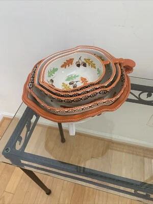 Juego de 4 tazones para hornear Temptations A Acorn Shape 1,75 cuartos de galón Foto 1 de 4