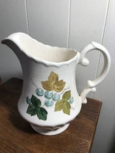 Vintage Vernon Ware METLOX Pottery GRAPEVINE 9" Pitcher 24 oz. - Picture 1 of 7