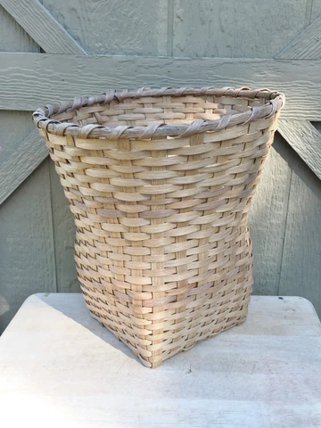 Oak Split Wood Basket 12 3/4" tall Hand Woven Square Bottom 12" Round Top Cover