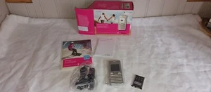 Sony Ericsson K200i Silber, NEU, Xtra pac mit 5€ Startguthaben - Bild 1 von 3