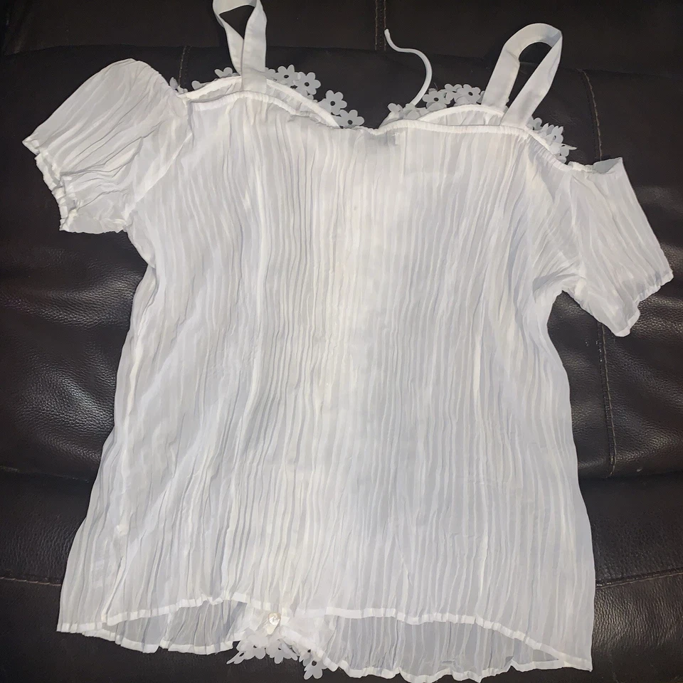 Top vintage Kaelyn Max II talla 3X blanco transparente adornado con flores hombro frío Foto 1 de 4