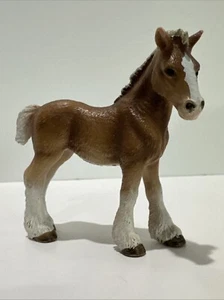 Schleich Clydesdale Fohlen Baby Pferd Tier Figur 2009 Rentner 13671 Bauernhof Spielzeug - Bild 1 von 8