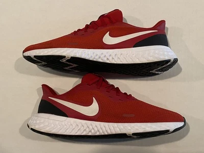 Nike Revolution 5 Gym Shoes Men's Size 11.5 Red Sneakers Athletic BQ3204-600 - Image 1 of 4