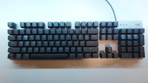 Logitech K845 Mechanical Illuminated Keyboard Aluminum Top 104 Keys, USB Corded - Picture 1 of 3